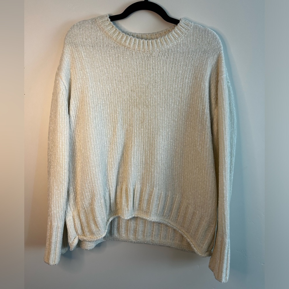 Cynthia Rowley comfy white sweater size L